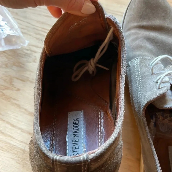 Steve  Madden Suede Shoes - Picture 14 of 17